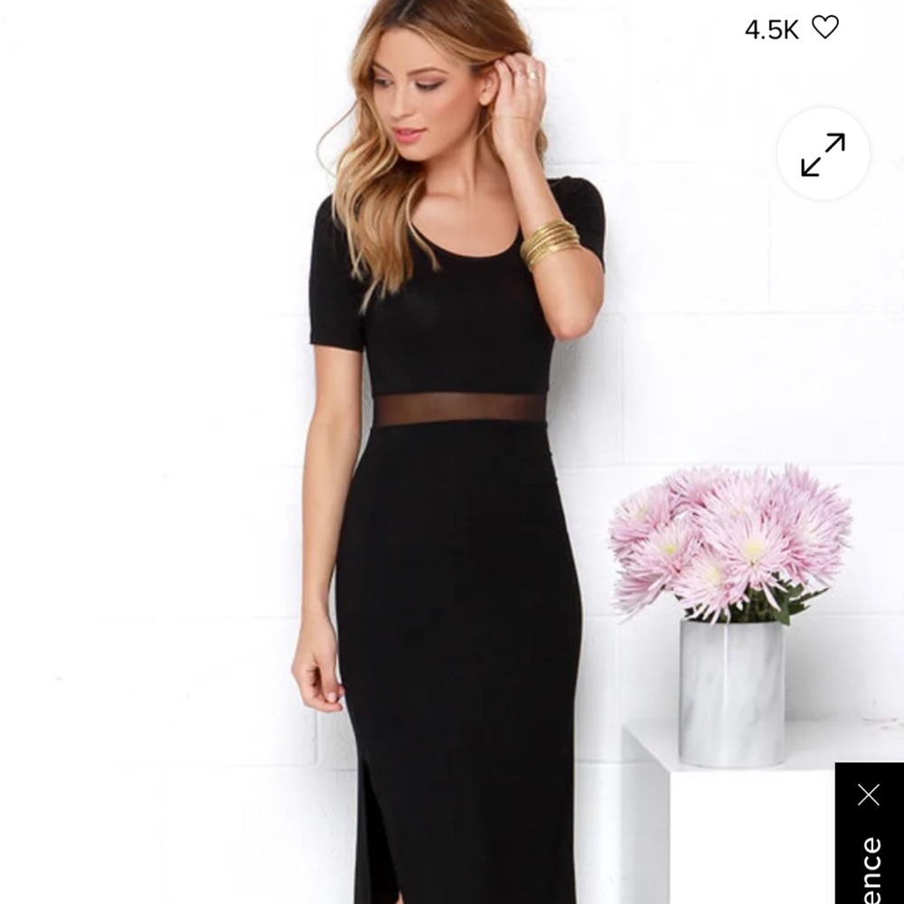 Lulu's Black Short-Sleeve Maxi Dress with Sheer Waist Panel